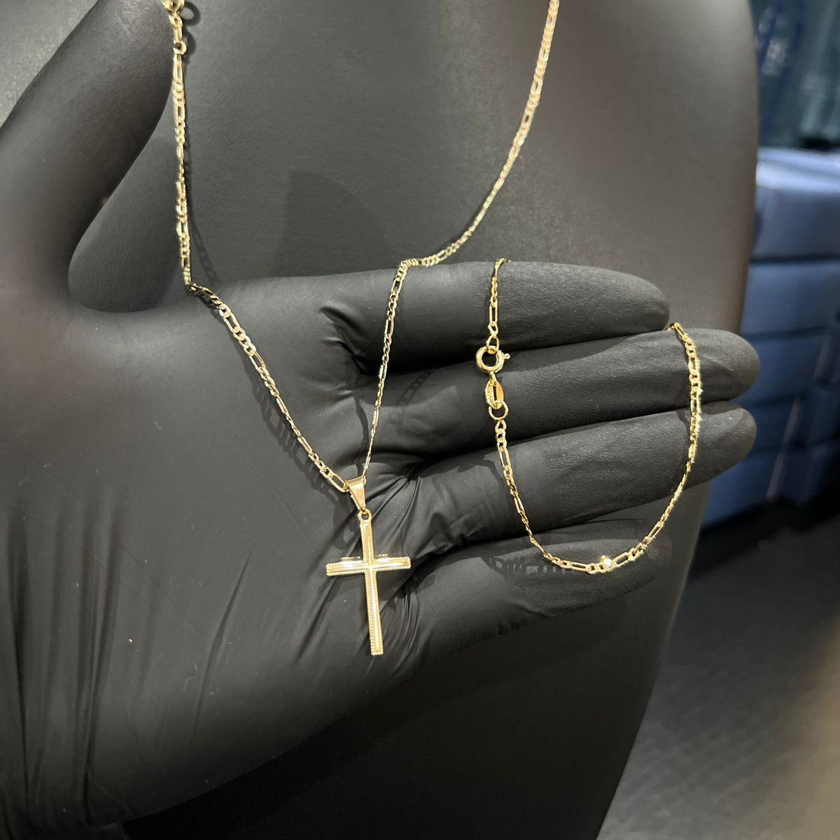 Corrente e Pulseira 3x1 2mm + Ping Cruz Detalhada Banhado a Ouro 18k