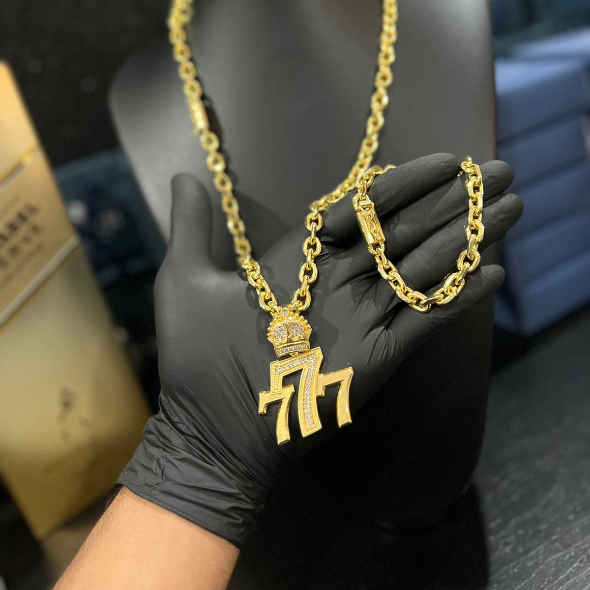 Corrente Cadeado 8mm + Ping 777 banhado a ouro 18k