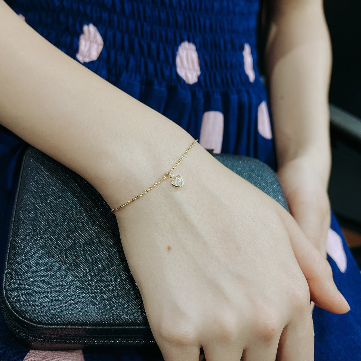 Pulseira Feminino Cadeado 1,2mm Pingente Coração banhado a ouro 18k
