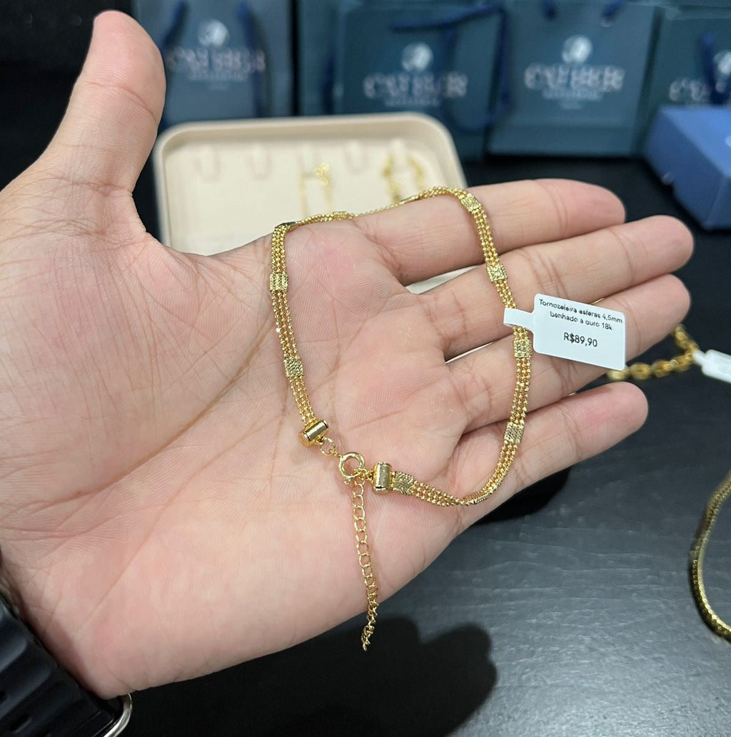 Tornozeleira Trio Esferas 4,5mm banhado a ouro 18k