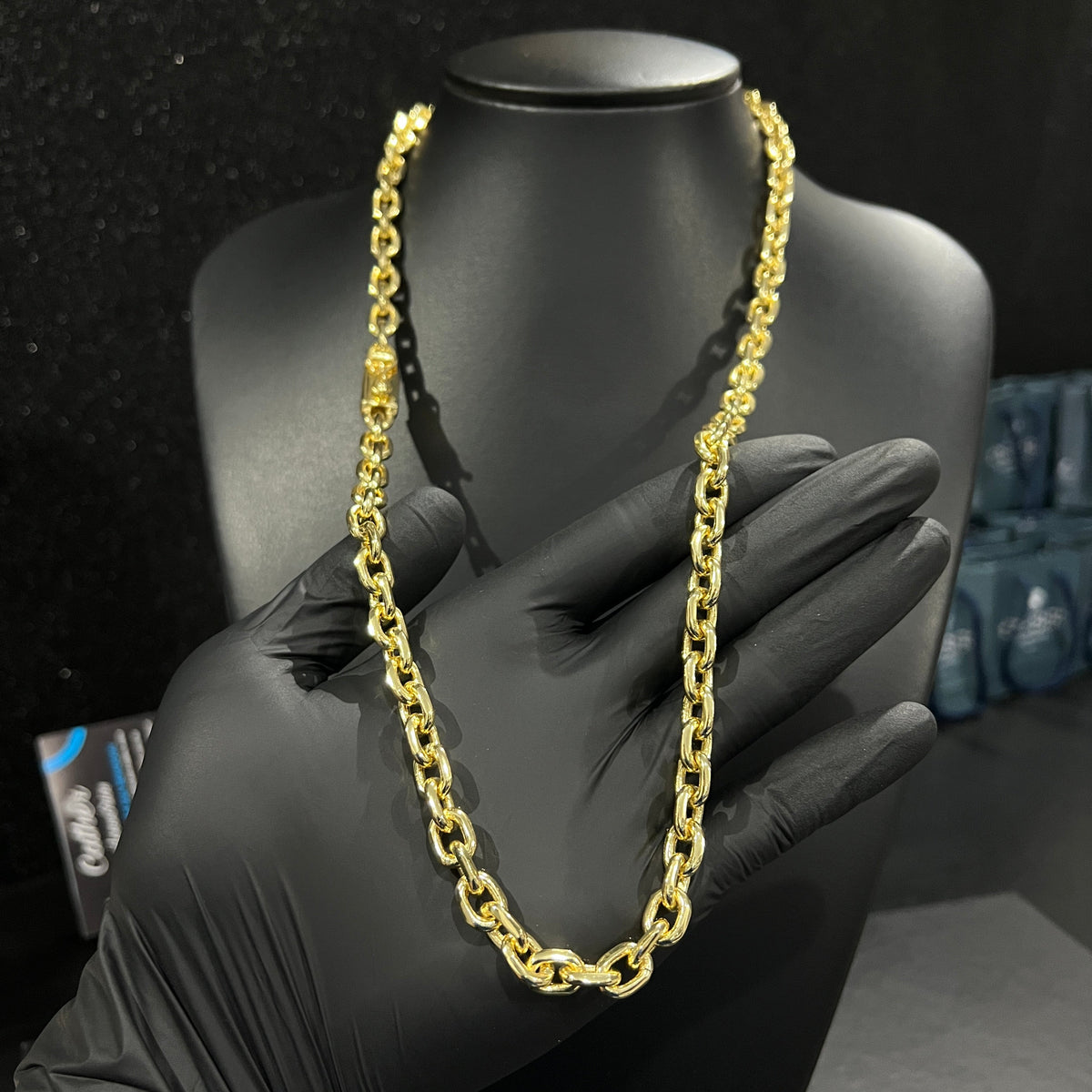 Corrente Cadeado 8mm banhado a ouro 18k