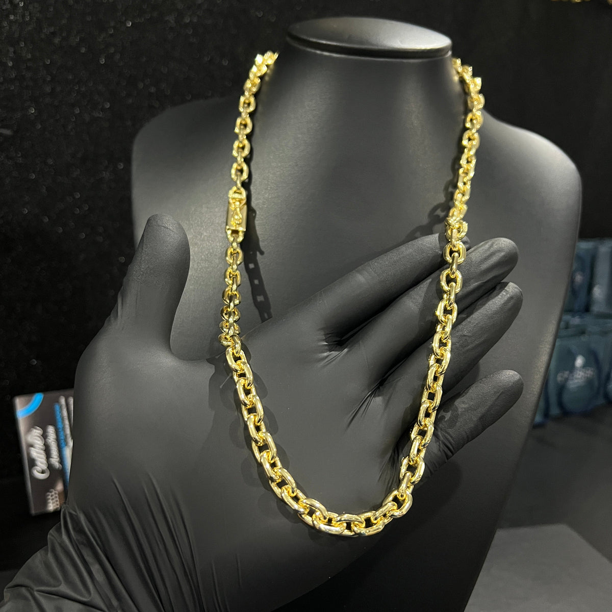 Corrente Cadeado 8mm banhado a ouro 18k