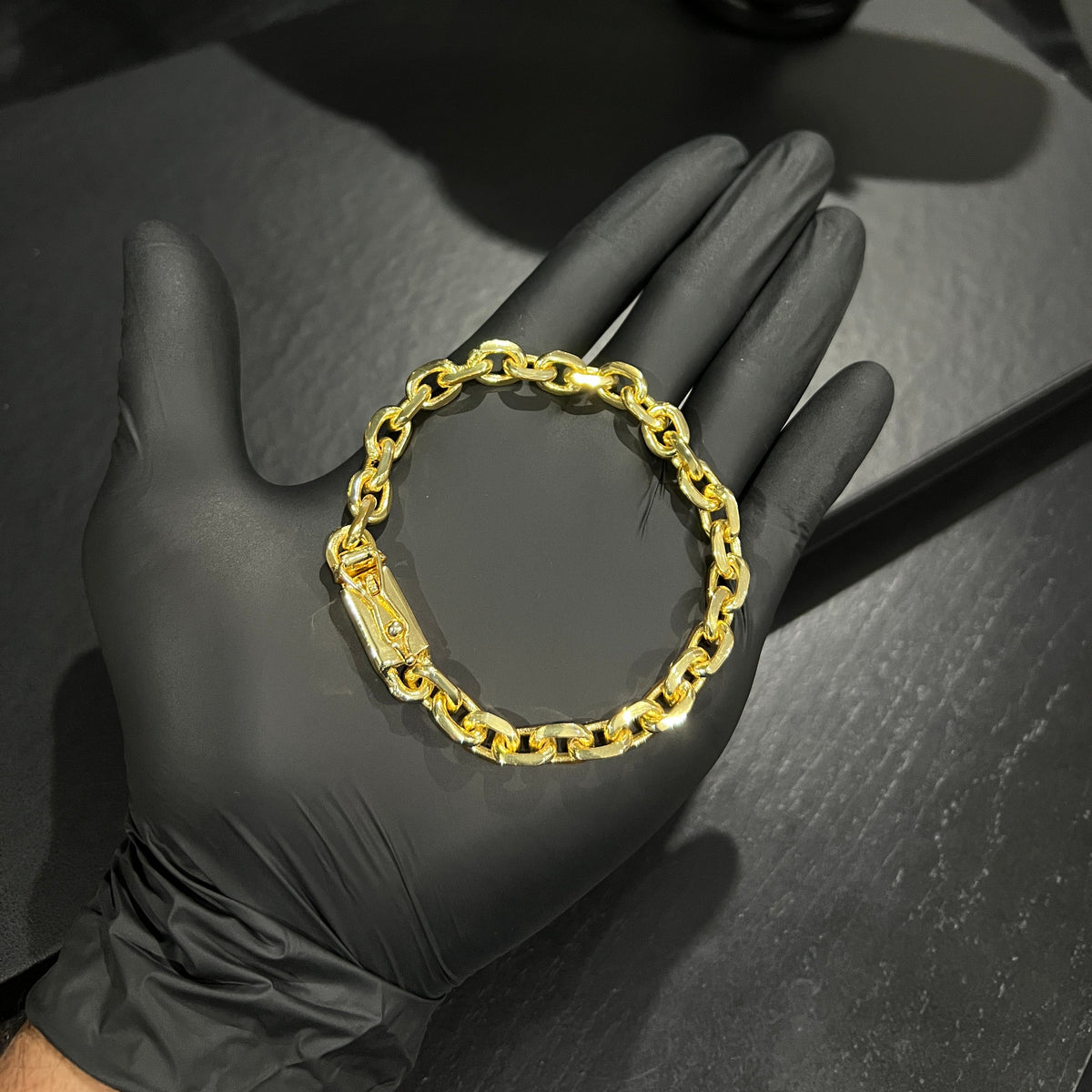 Pulseira Cadeado 8mm banhado a ouro 18k